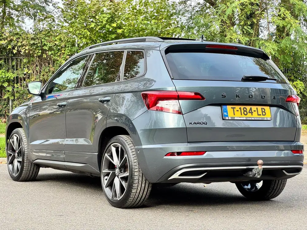 Skoda Karoq 2.0 TSI 4x4 Sportline Business uit 2019, foto 6