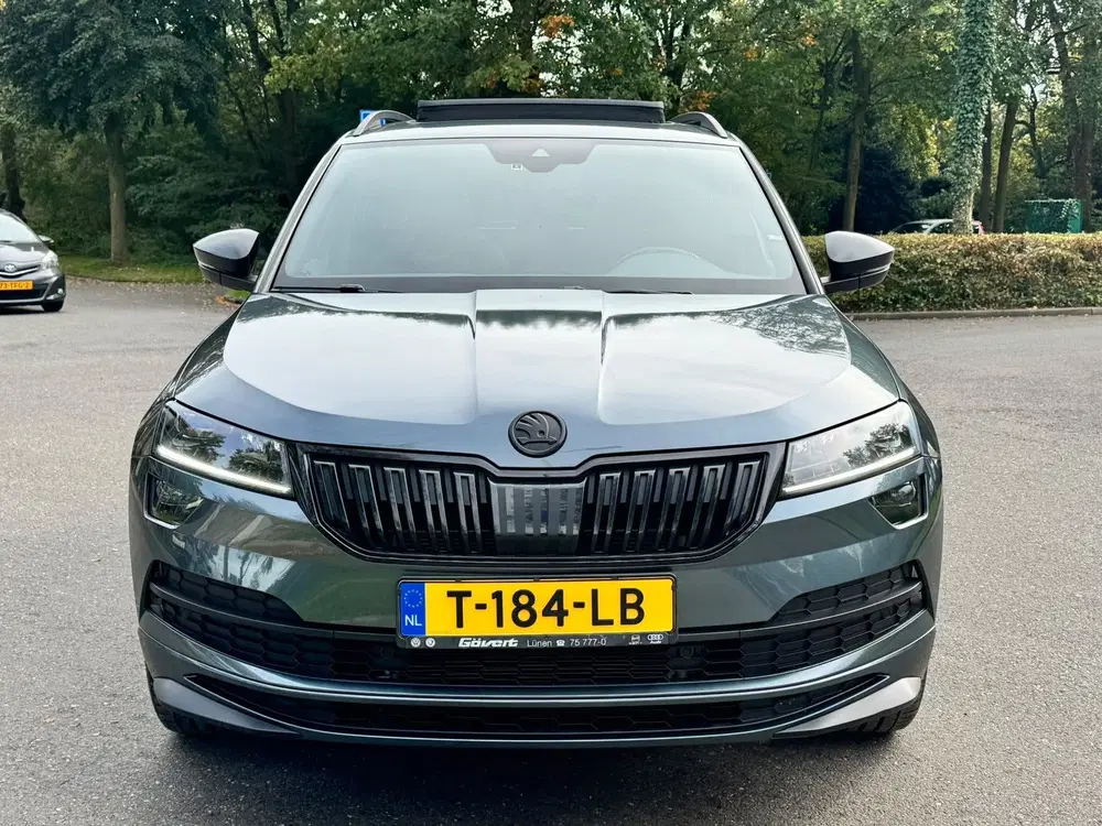Skoda Karoq 2.0 TSI 4x4 Sportline Business uit 2019, foto 9