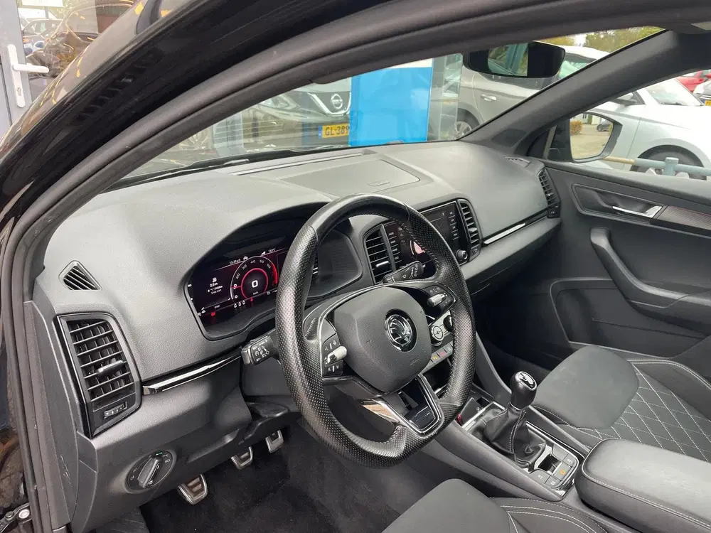 Skoda Karoq 1.5 TSI ACT Sportline Black-edition uit 2021, foto 13