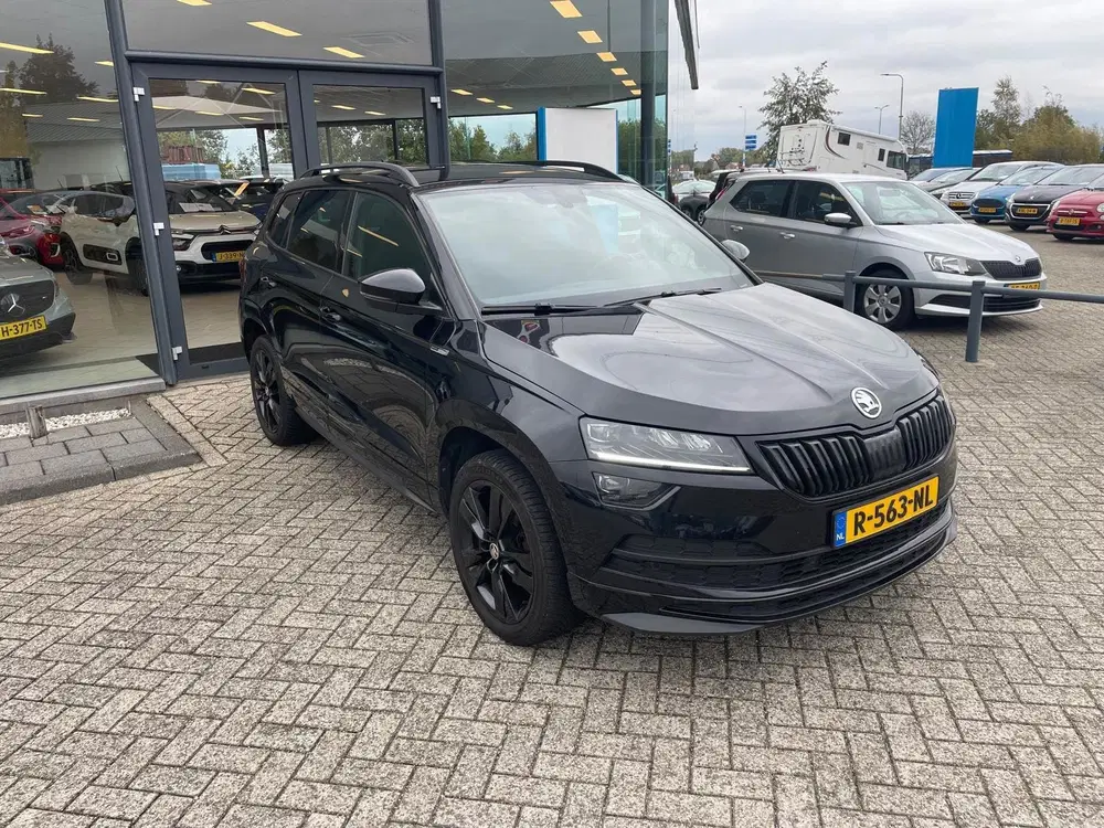 Skoda Karoq 1.5 TSI ACT Sportline Black-edition uit 2021, foto 4
