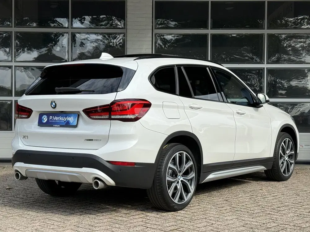 BMW X1 xDrive25i X LINE uit 2019, foto 6