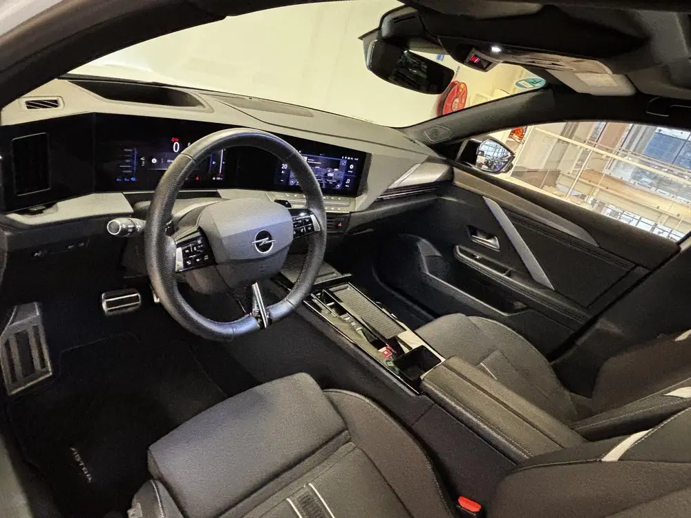 Opel Astra 1.6 Hybrid Level 4 Automaat uit 2023, foto 11