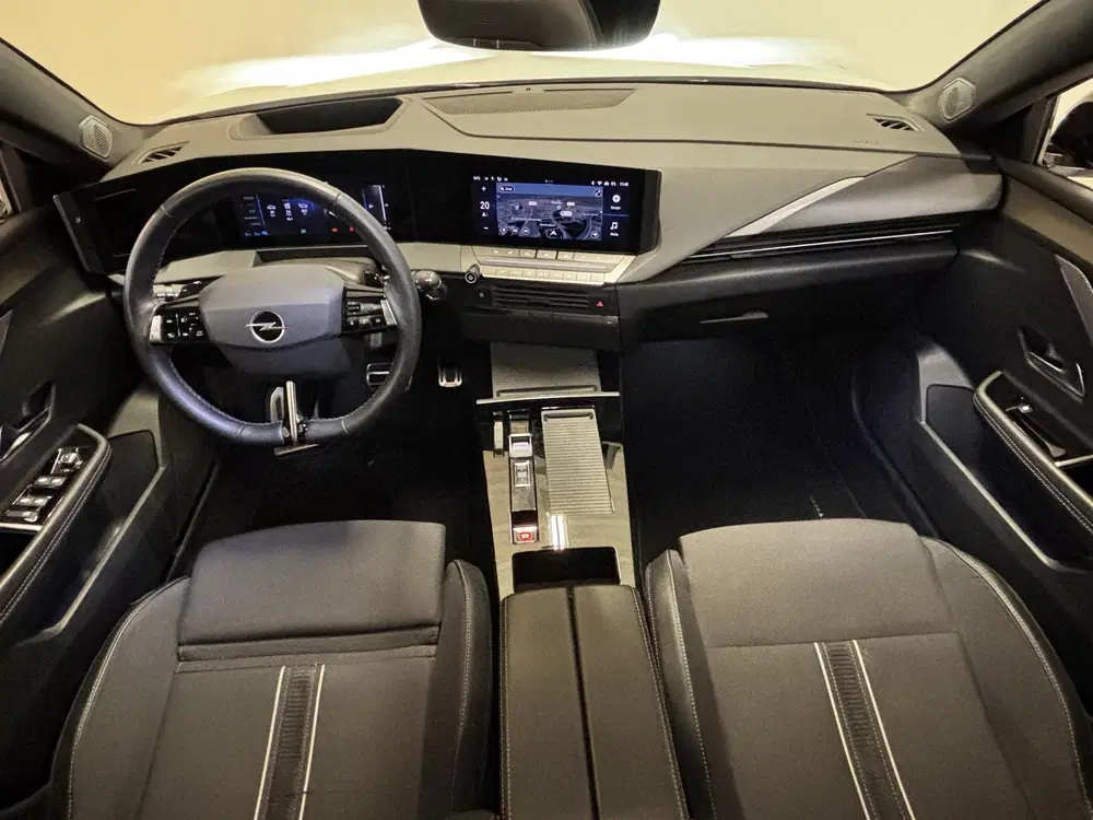 Opel Astra 1.6 Hybrid Level 4 Automaat uit 2023, foto 14