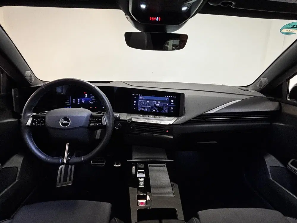 Opel Astra 1.6 Hybrid Level 4 Automaat uit 2023, foto 15