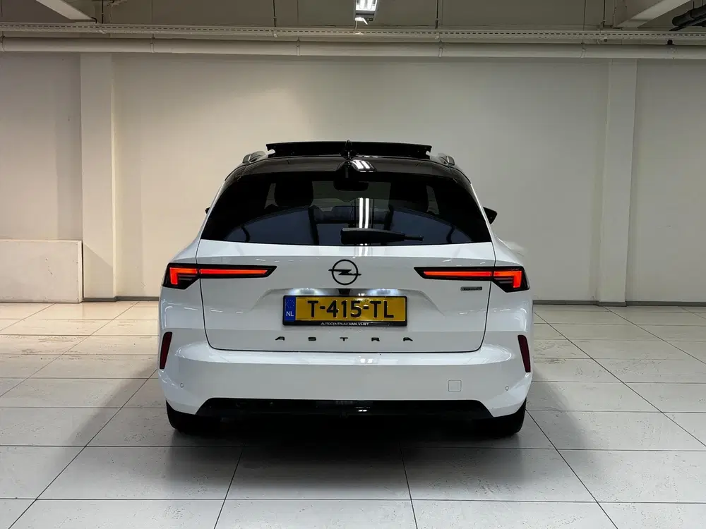 Opel Astra 1.6 Hybrid Level 4 Automaat uit 2023, foto 6