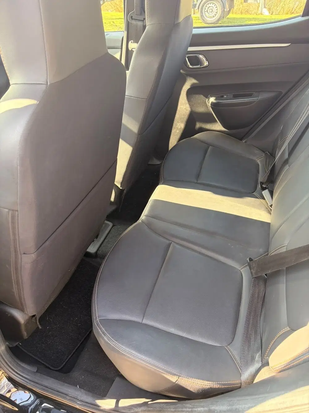 Dacia Spring Electric 45 2023 Zwart uit 2023, foto 4
