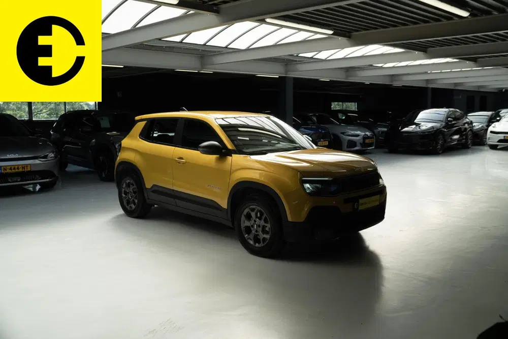 Jeep Avenger Longitude 54 kWh uit 2024, foto 10