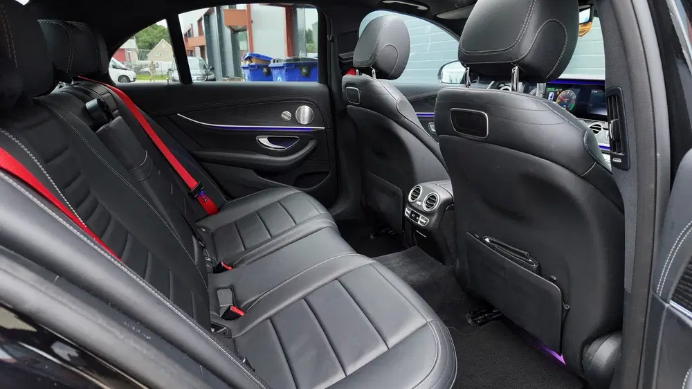 Mercedes-Benz E-Klasse 300 de AMG HUD-BURMESTER-MEMORY-PANO uit 2019, foto 10