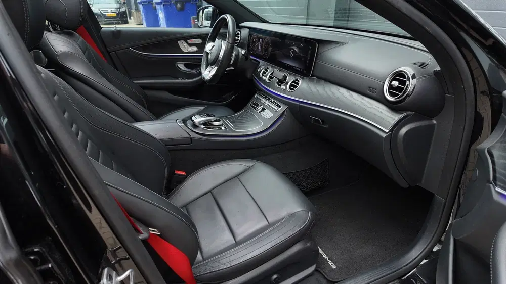 Mercedes-Benz E-Klasse 300 de AMG HUD-BURMESTER-MEMORY-PANO uit 2019, foto 12
