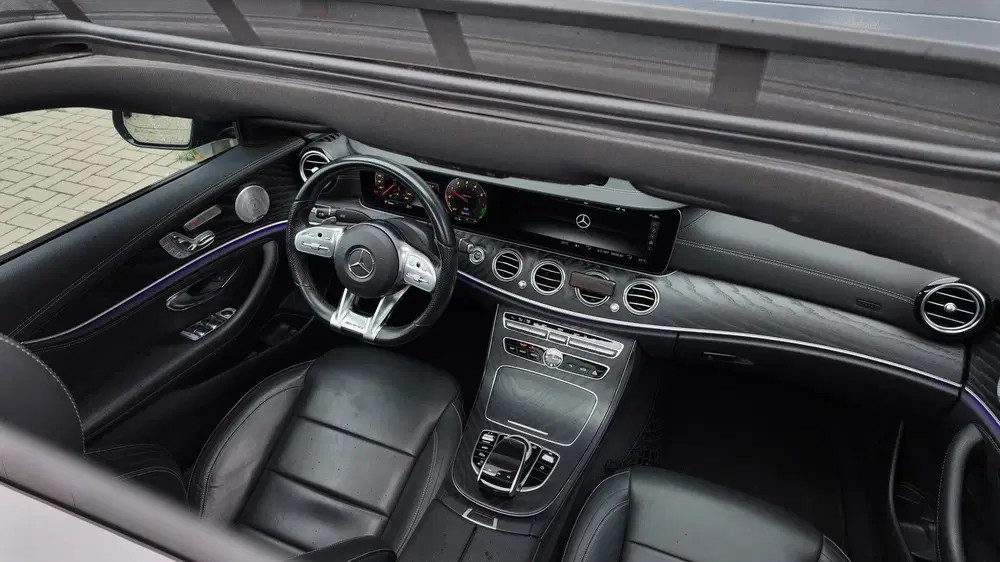 Mercedes-Benz E-Klasse 300 de AMG HUD-BURMESTER-MEMORY-PANO uit 2019, foto 2