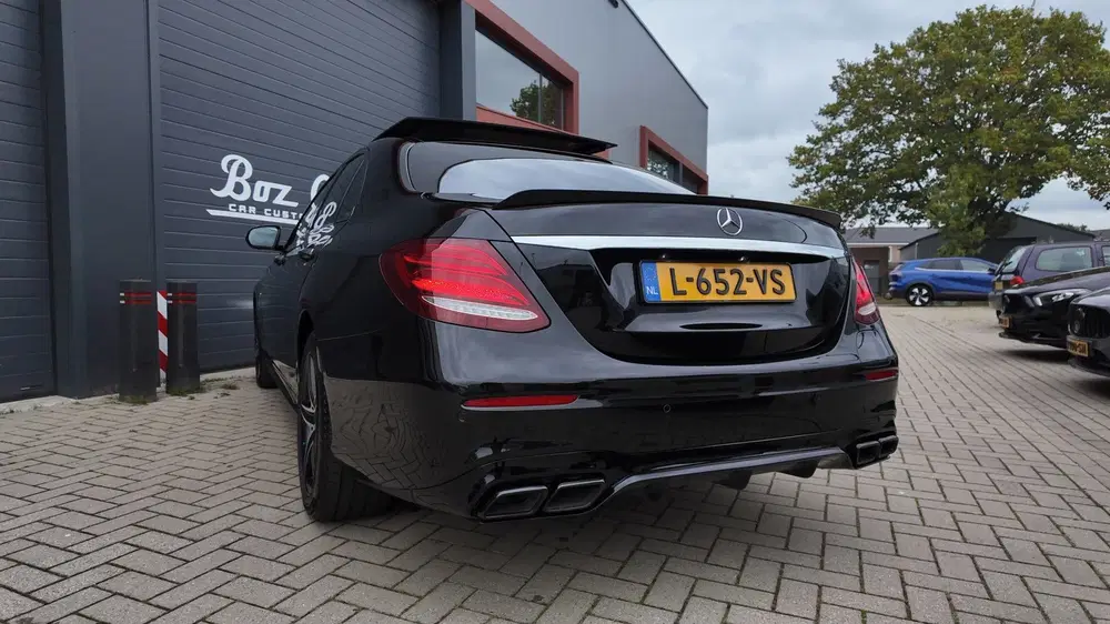 Mercedes-Benz E-Klasse 300 de AMG HUD-BURMESTER-MEMORY-PANO uit 2019, foto 5