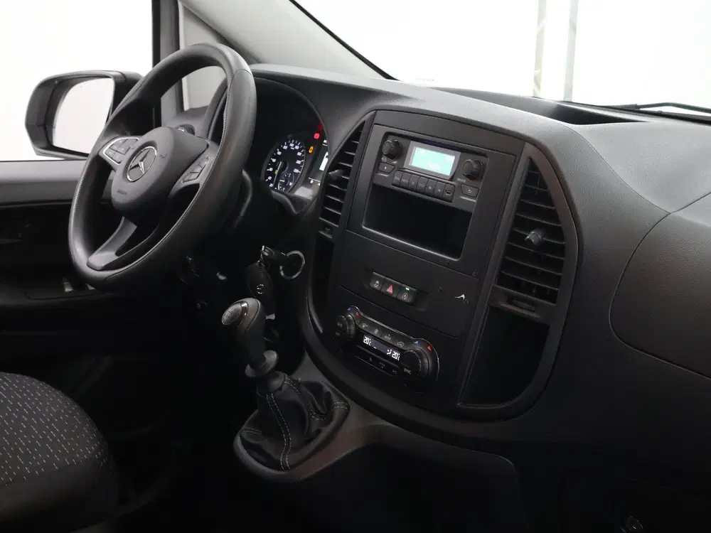 Mercedes-Benz Vito 114 CDI uit 2024, foto 9