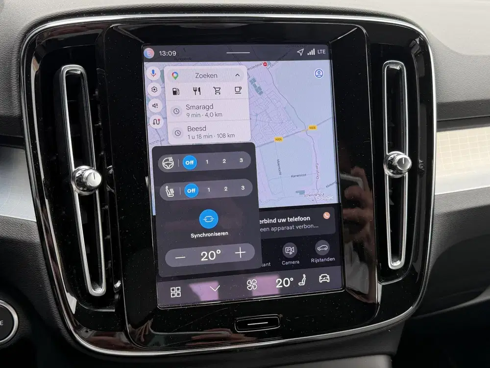 Volvo XC40 2.0 B4 Plus Dark Elektr. stoelverstelling uit 2025, foto 10