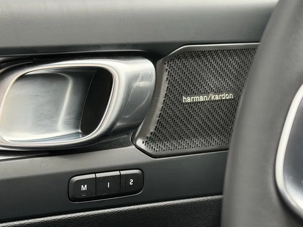 Volvo XC40 2.0 B4 Plus Dark Elektr. stoelverstelling uit 2025, foto 6