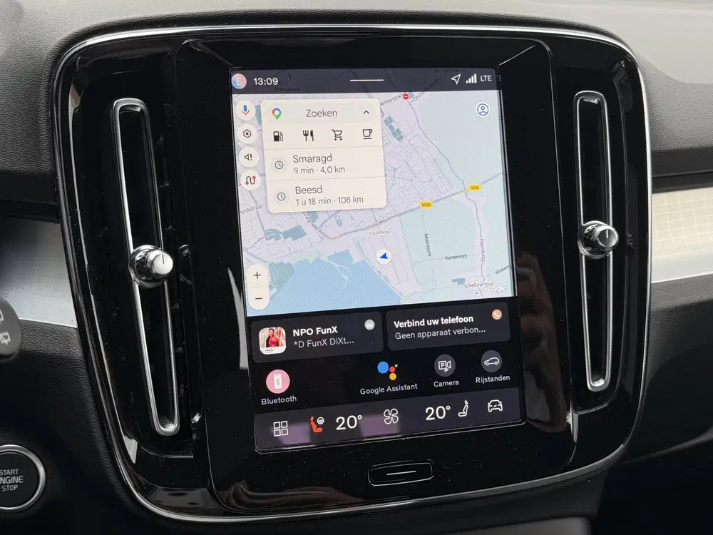 Volvo XC40 2.0 B4 Plus Dark Elektr. stoelverstelling uit 2025, foto 8