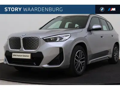 BMW iX1 eDrive20 M Sport uit 2025