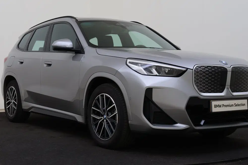 BMW iX1 eDrive20 M Sport uit 2025, foto 13