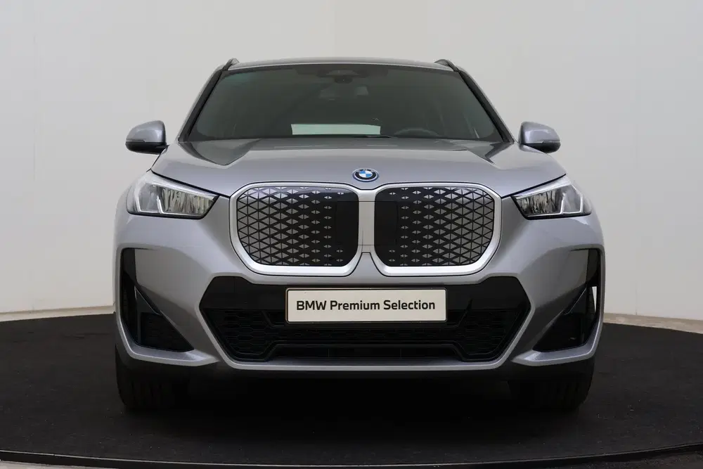 BMW iX1 eDrive20 M Sport uit 2025, foto 4