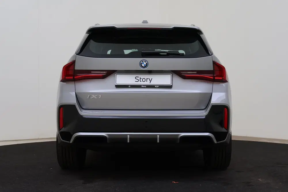 BMW iX1 eDrive20 M Sport uit 2025, foto 5