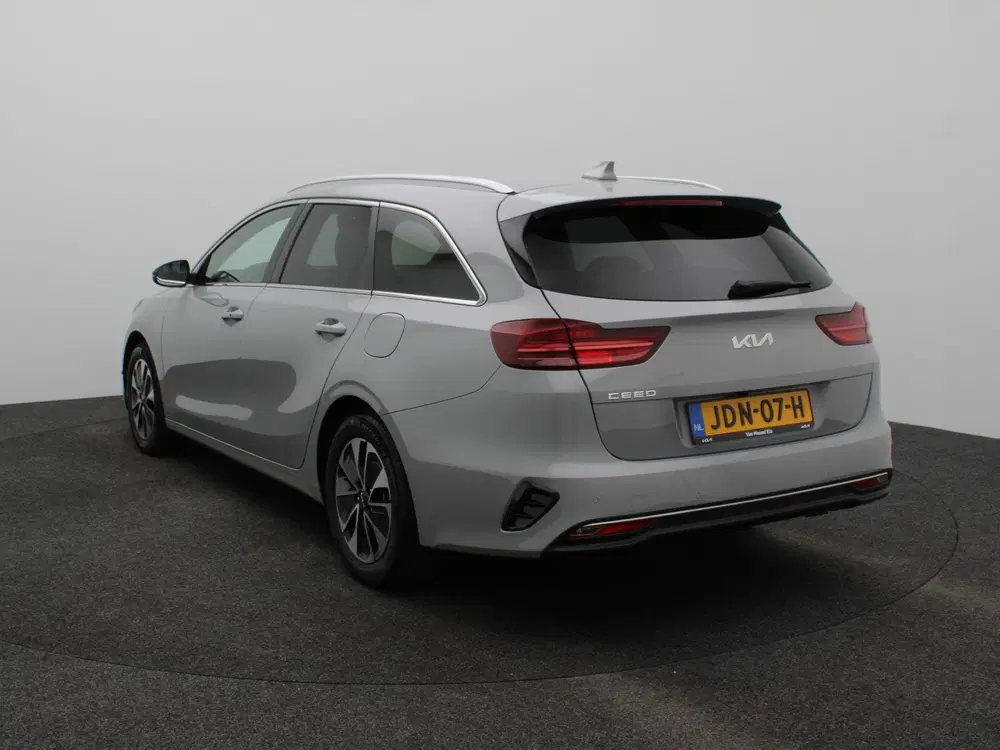 Kia Ceed 1.0 T-GDi Design Edition uit 2025, foto 2