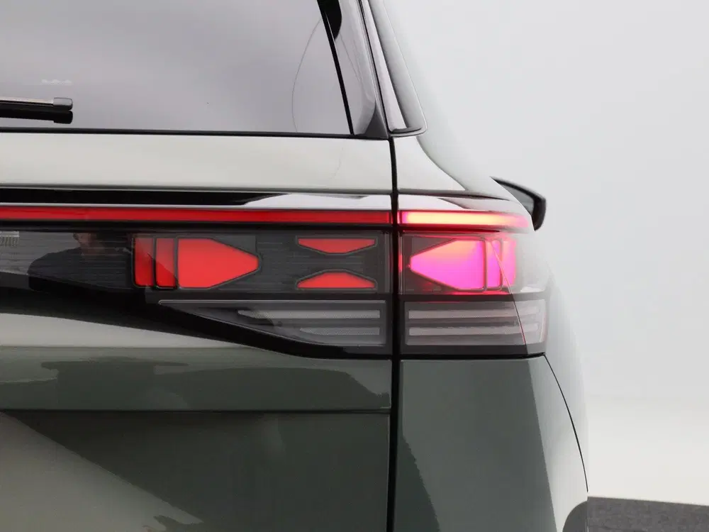 Volkswagen Tayron 1.5 eHybrid R-Line Edition uit 2026, foto 15