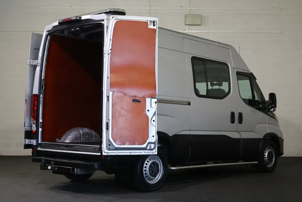 Iveco Daily 35S21 Hi-Matic Automaat DC 3.5T Trekhaak uit 2021, foto 11