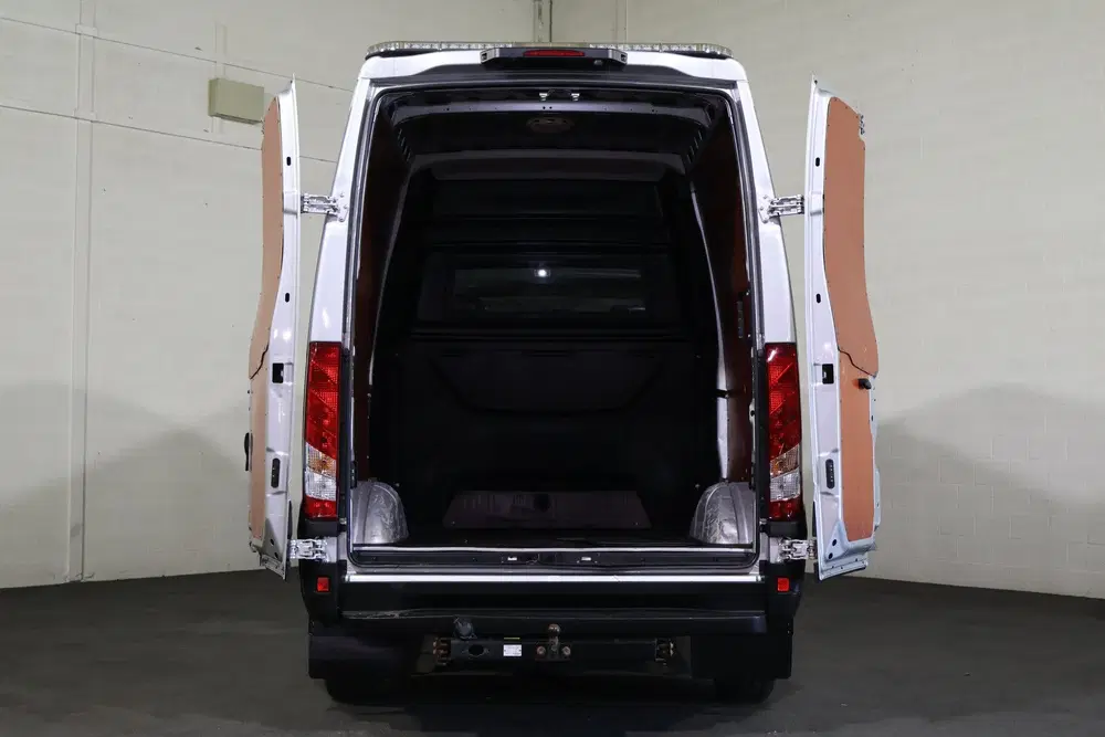 Iveco Daily 35S21 Hi-Matic Automaat DC 3.5T Trekhaak uit 2021, foto 12