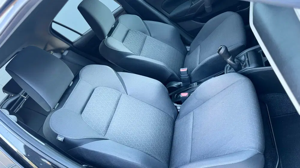 Suzuki Swift 1.2 Smart Hybrid 83pk 2025 Zwart uit 2025, foto 8