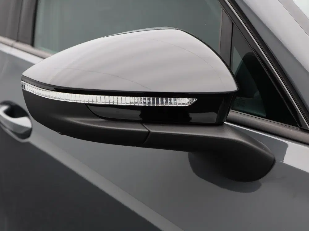 Volkswagen Tayron 1.5 eHybrid R-Line Edition uit 2026, foto 11
