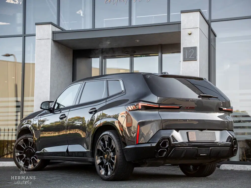 BMW XM PHEV Label Red 30 kWh uit 2023, foto 11
