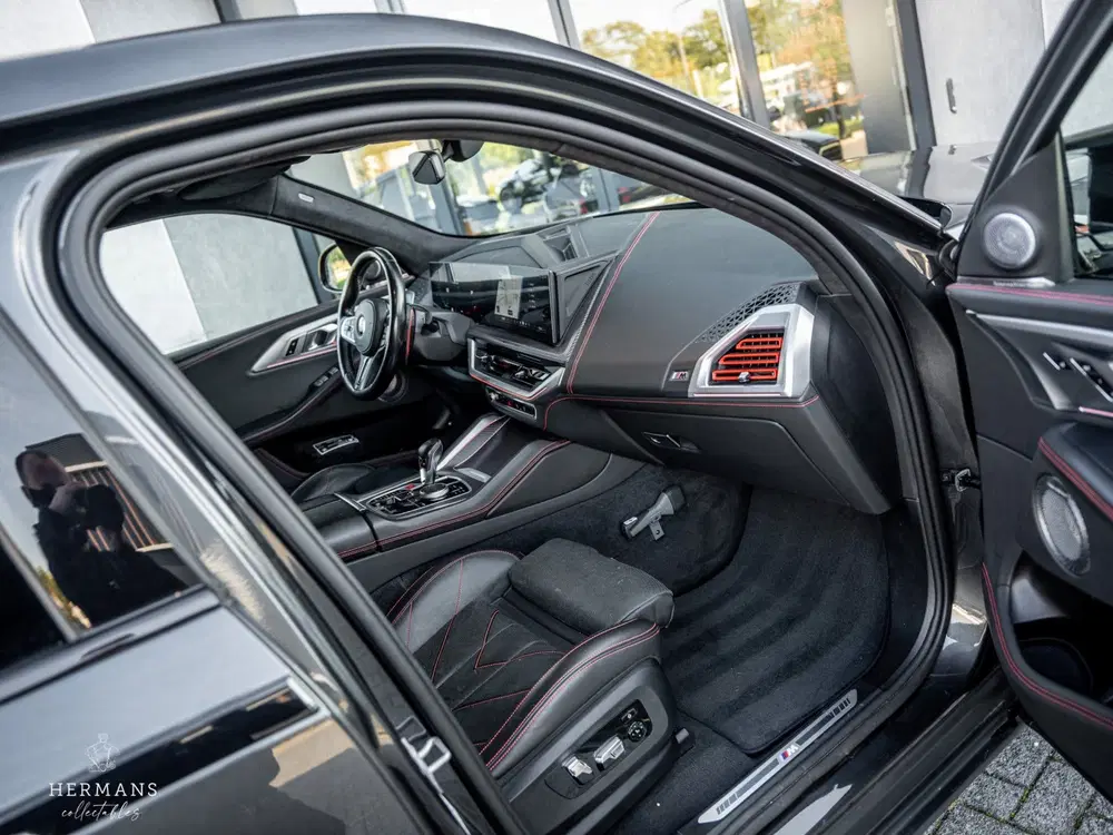 BMW XM PHEV Label Red 30 kWh uit 2023, foto 4