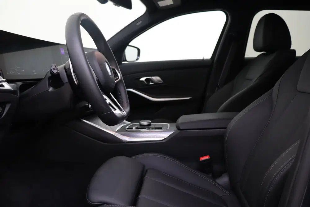 BMW 3-serie 330e M Sport Automaat uit 2026, foto 12