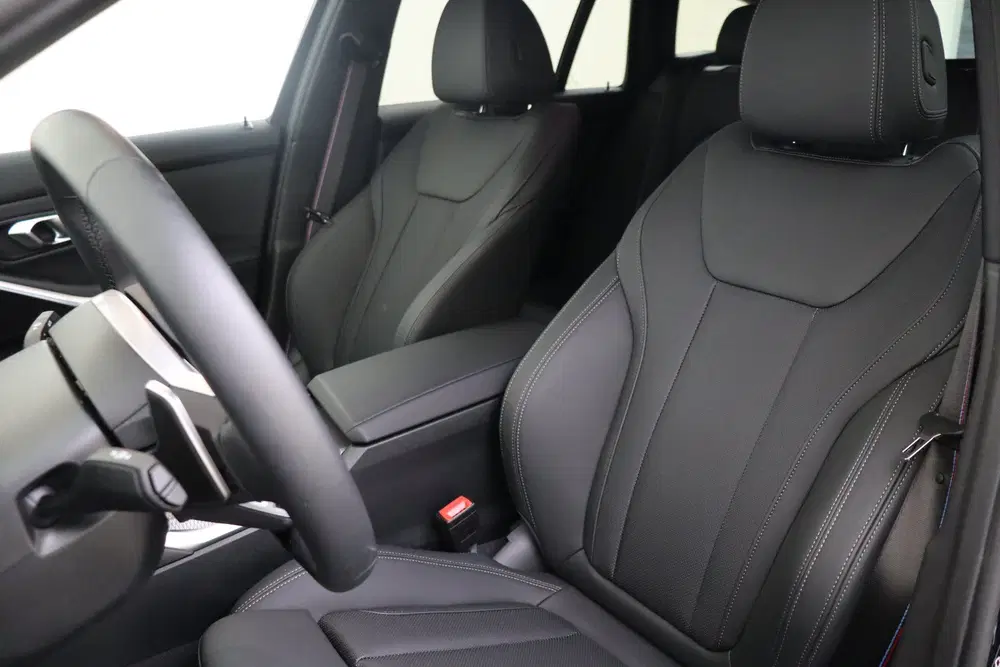 BMW 3-serie 330e M Sport Automaat uit 2026, foto 8