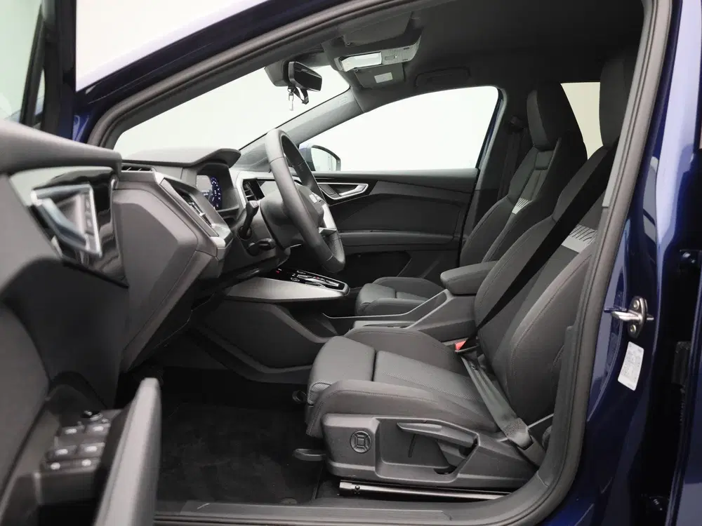 Audi Q4 e-tron 40 Edition 63 kWh l Climate control l Navi uit 2025, foto 11