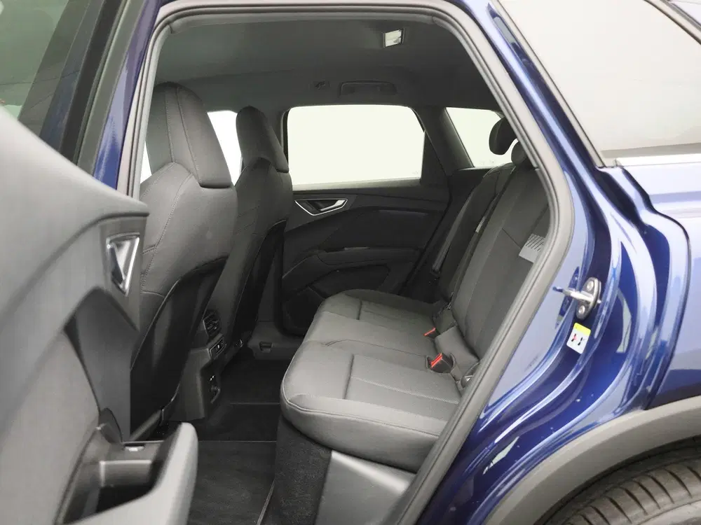 Audi Q4 e-tron 40 Edition 63 kWh l Climate control l Navi uit 2025, foto 12