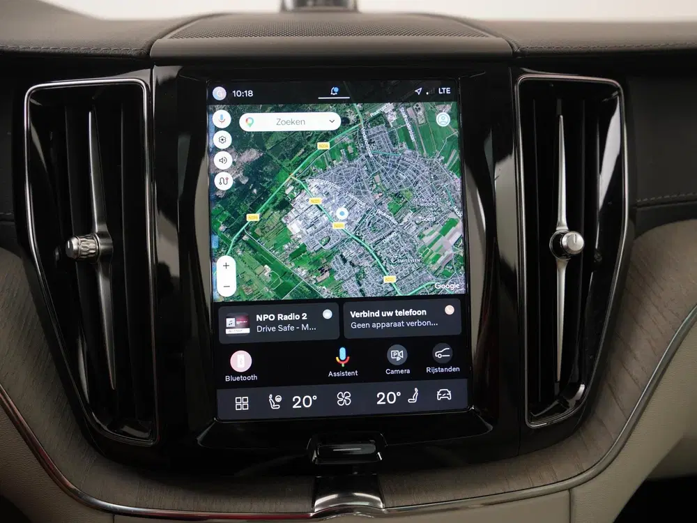 Volvo XC60 T8 Long Range AWD Ultimate uit 2023, foto 14