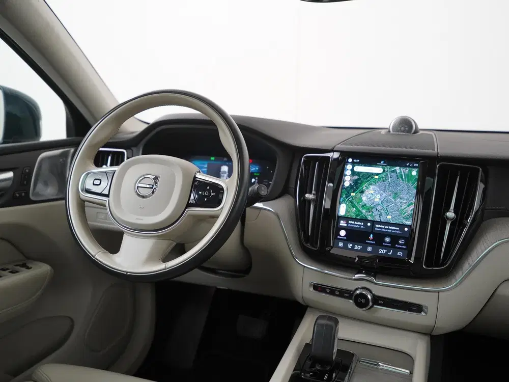 Volvo XC60 T8 Long Range AWD Ultimate uit 2023, foto 7