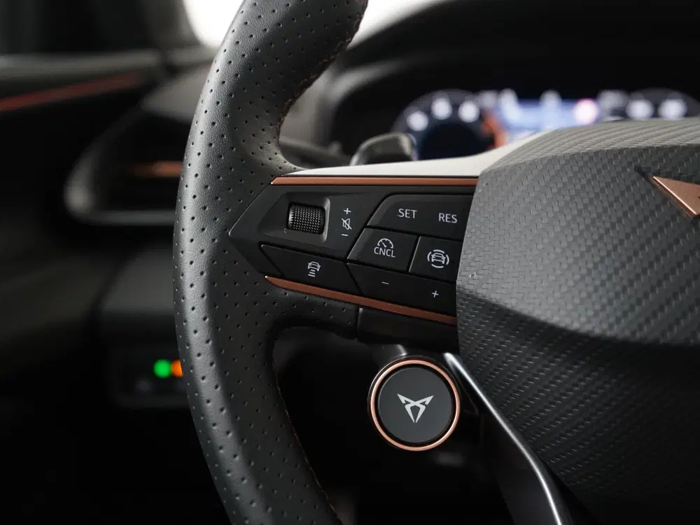 Cupra Terramar 1.5 TSI e-Hybrid Business uit 2025, foto 8