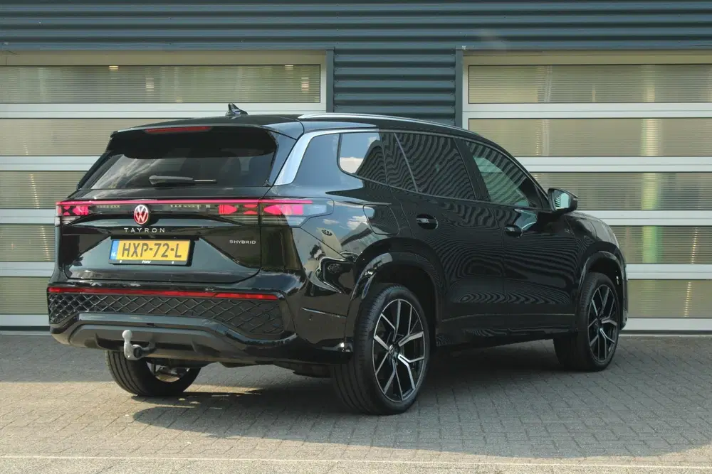 Volkswagen Tayron 1.5 eHybrid 204pk R-Line Edition uit 2025, foto 2