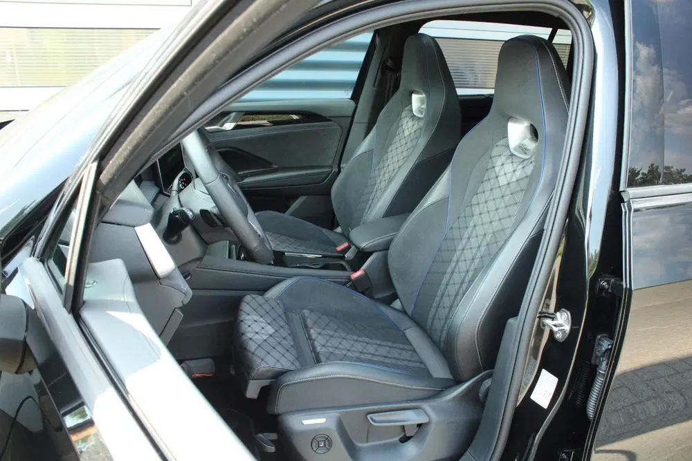 Volkswagen Tayron 1.5 eHybrid 204pk R-Line Edition uit 2025, foto 4
