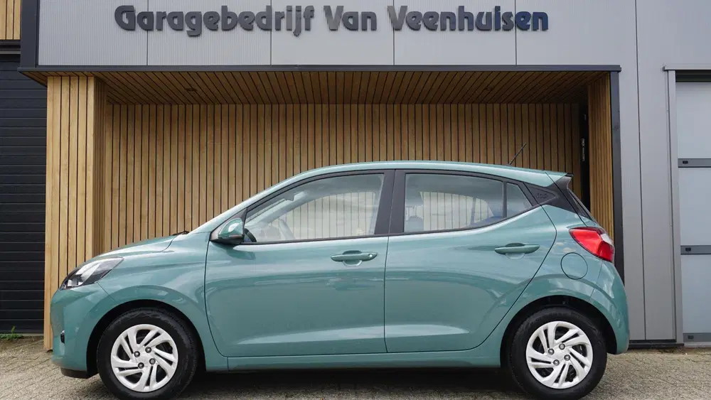 Hyundai i10 1.0 67pk Comfort 5Drs Virtual-Cockpit Crui uit 2023, foto 2