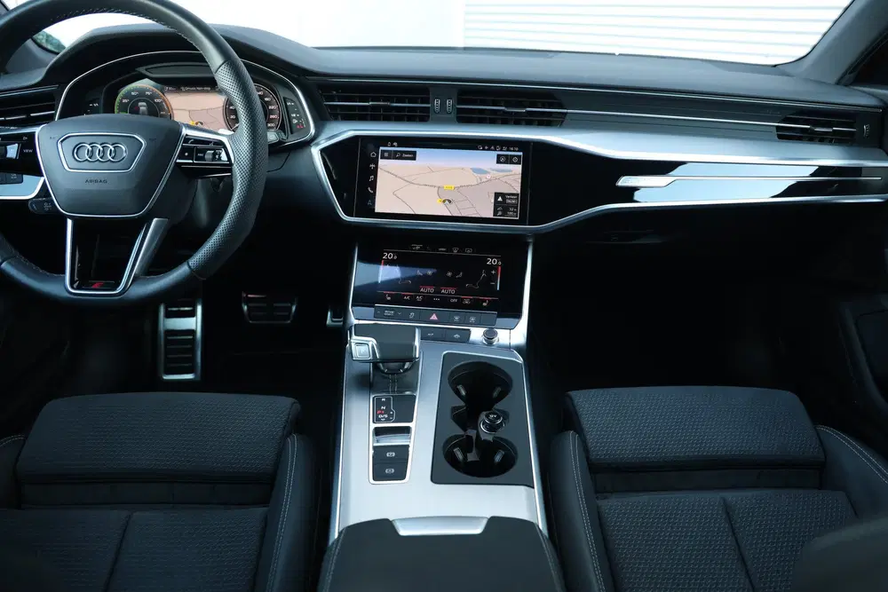 Audi A6 55 TFSI e Quattro Competition S-Line 367PK uit 2023, foto 4