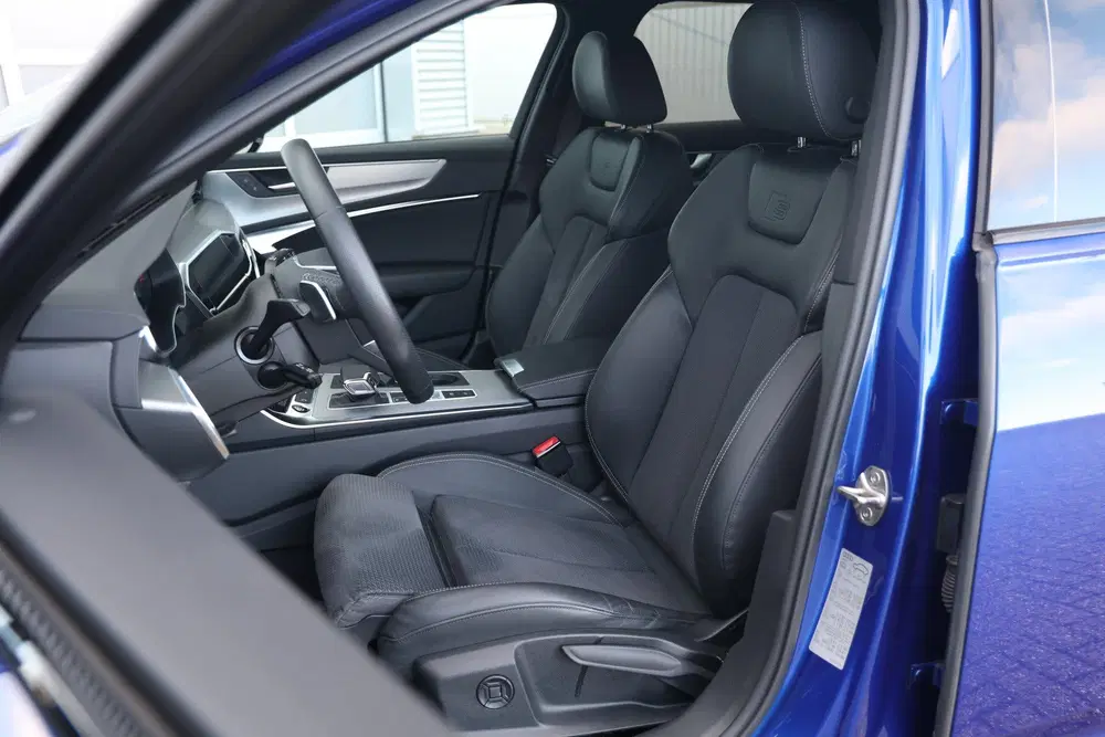 Audi A6 55 TFSI e Quattro Competition S-Line 367PK uit 2023, foto 5