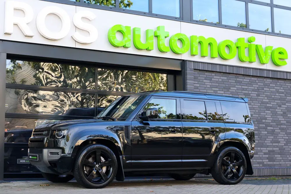 Land Rover Defender 2.0 P400e 110 X-Dynamic HSE uit 2022, foto 3