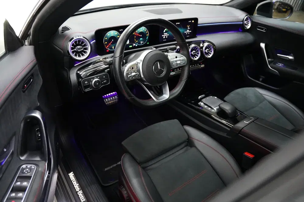 Mercedes-Benz CLA 250 e AMG NIGHT PANO SFEER 360 uit 2022, foto 11