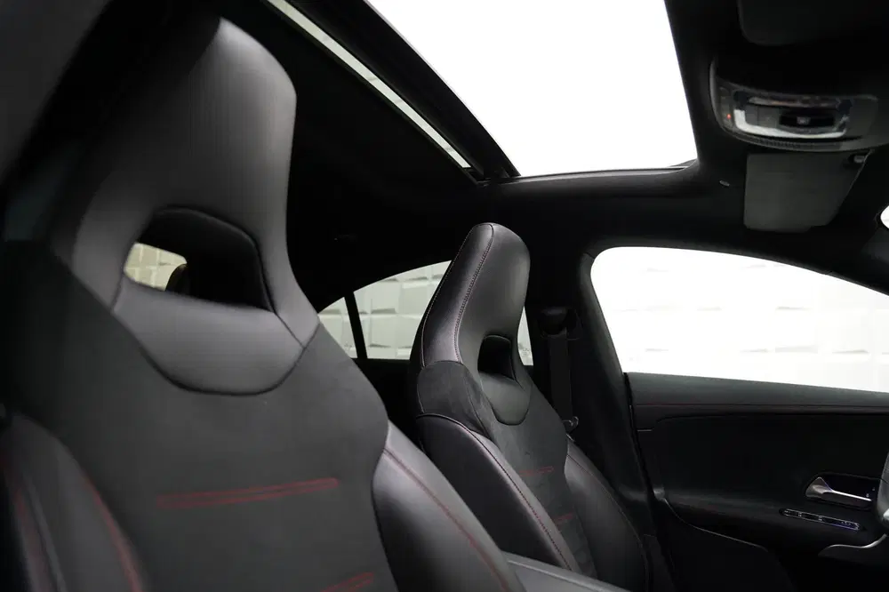 Mercedes-Benz CLA 250 e AMG NIGHT PANO SFEER 360 uit 2022, foto 12