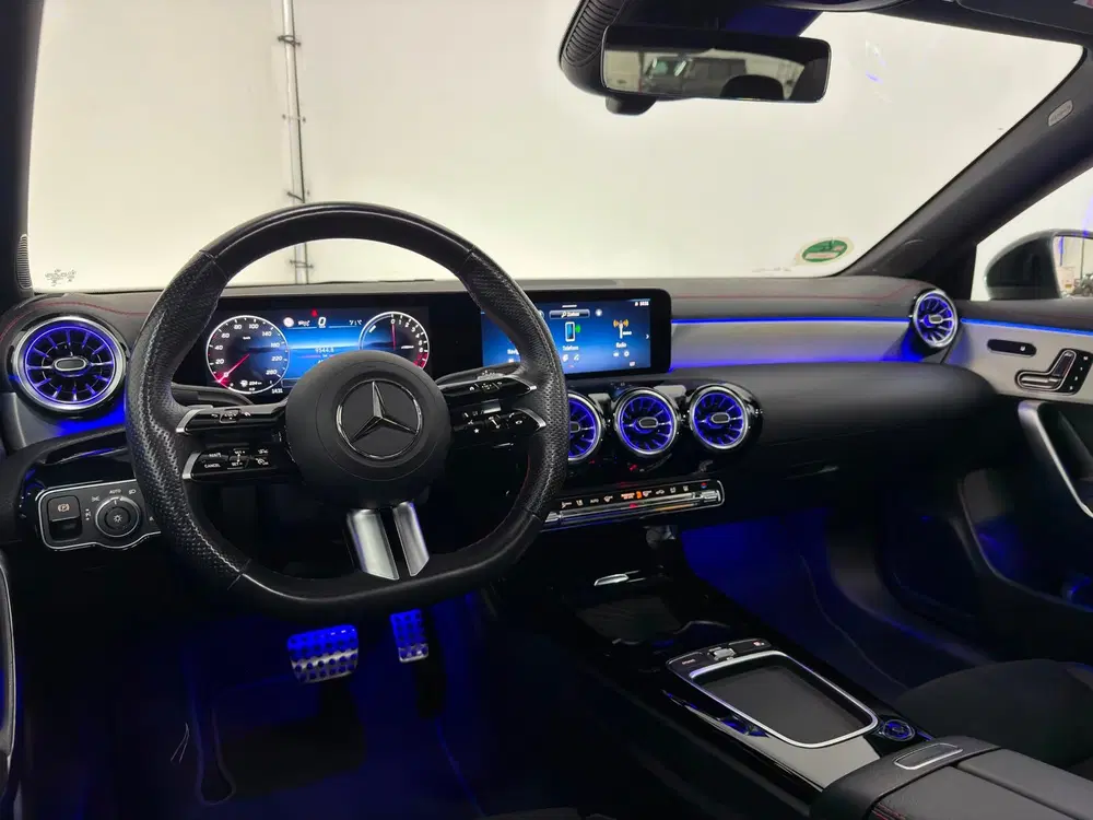 Mercedes-Benz CLA 250 e AMG Line uit 2023, foto 10