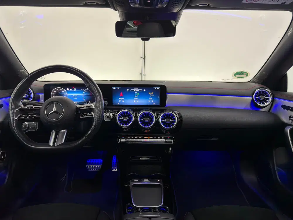 Mercedes-Benz CLA 250 e AMG Line uit 2023, foto 9