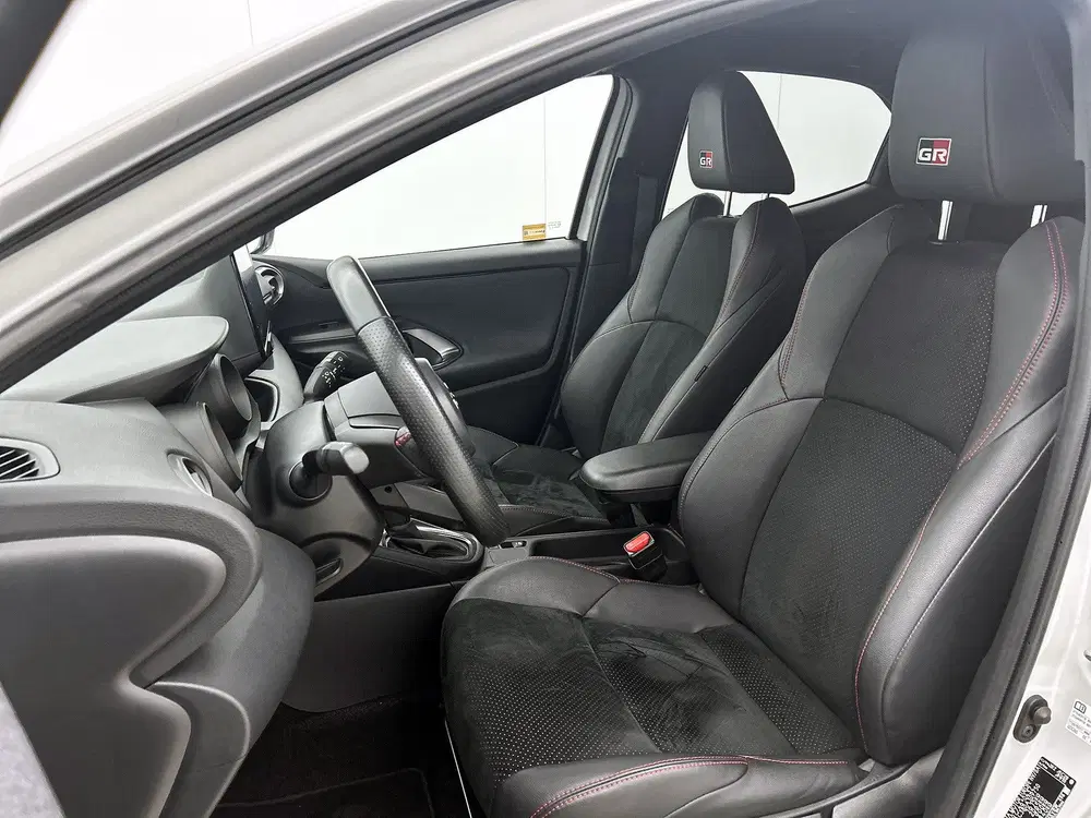 Toyota Yaris 1.5 Hybrid GR Sport uit 2023, foto 15