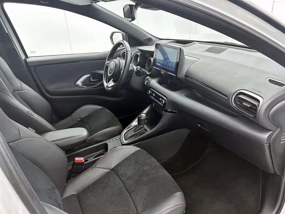 Toyota Yaris 1.5 Hybrid GR Sport uit 2023, foto 6